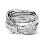 Right Hand Ring in 18k Gold with Diamonds