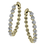 Hoop Earring in 18k Gold with Diamonds