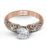 Engagement Ring in 18k Gold with Diamonds