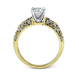 Engagement Ring in 18k Gold with Diamonds