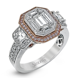 Engagement Ring in 18k Gold with Diamonds