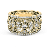 Right Hand Ring in 18k Gold with Diamonds