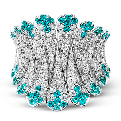 Color Ring in 18k Gold with Diamonds