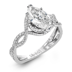 Engagement Ring in 18k Gold with Diamonds
