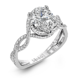 Engagement Ring in 18k Gold with Diamonds