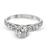 Engagement Ring in 18k Gold with Diamonds