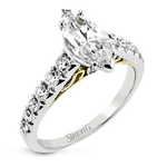 Engagement Ring in 18k Gold with Diamonds
