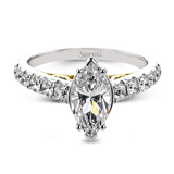 Engagement Ring in 18k Gold with Diamonds