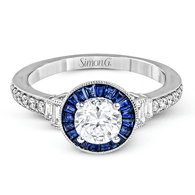 Engagement Ring in 18k Gold with Diamonds