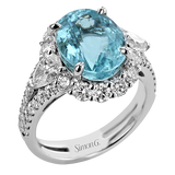 Color Ring in 18k Gold with Diamonds