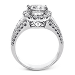 Engagement Ring in 18k Gold with Diamonds