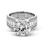 Engagement Ring in 18k Gold with Diamonds
