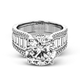 Engagement Ring in 18k Gold with Diamonds