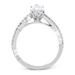 Engagement Ring in 18k Gold with Diamonds