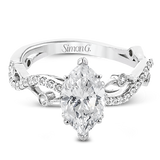 Engagement Ring in 18k Gold with Diamonds