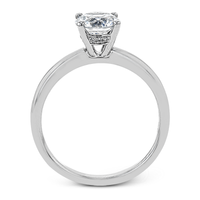 Engagement Ring in 18k Gold with Diamonds