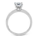 Engagement Ring in 18k Gold with Diamonds