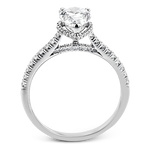 Engagement Ring in 18k Gold with Diamonds