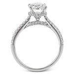 Engagement Ring in 18k Gold with Diamonds