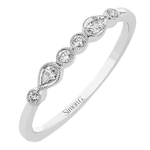 Engagement Ring in 18k Gold with Diamonds