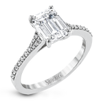 Engagement Ring in 18k Gold with Diamonds