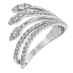 Right Hand Ring in 18k Gold with Diamonds