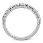Engagement Ring in 18k Gold with Diamonds