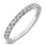 Engagement Ring in 18k Gold with Diamonds