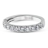 Engagement Ring in 18k Gold with Diamonds
