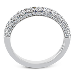 Engagement Ring in 18k Gold with Diamonds