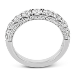 Engagement Ring in 18k Gold with Diamonds