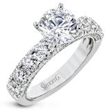Engagement Ring in 18k Gold with Diamonds