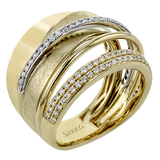 Right Hand Ring in 18k Gold with Diamonds
