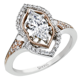 Engagement Ring in 18k Gold with Diamonds