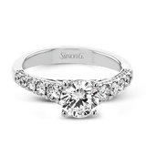 Engagement Ring in 18k Gold with Diamonds