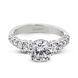 Engagement Ring in 18k Gold with Diamonds