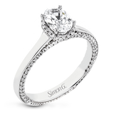 Engagement Ring in 18k Gold with Diamonds