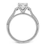 Engagement Ring in 18k Gold with Diamonds