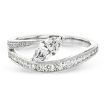 Engagement Ring in 18k Gold with Diamonds