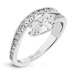 Engagement Ring in 18k Gold with Diamonds