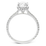 Engagement Ring in 18k Gold with Diamonds