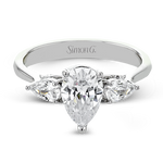 Engagement Ring in 18k Gold with Diamonds