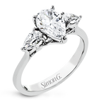 Engagement Ring in 18k Gold with Diamonds