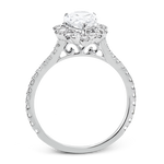 Engagement Ring in 18k Gold with Diamonds