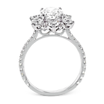 Engagement Ring in 18k Gold with Diamonds