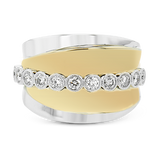 Right Hand Ring in 18k Gold with Diamonds