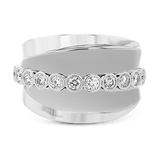 Right Hand Ring in 18k Gold with Diamonds