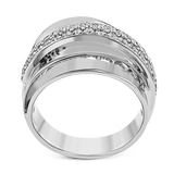 Right Hand Ring in 18k Gold with Diamonds