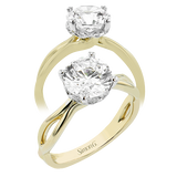 Engagement Ring in 18k Gold with Diamonds