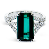 Color Ring in 18k Gold with Diamonds